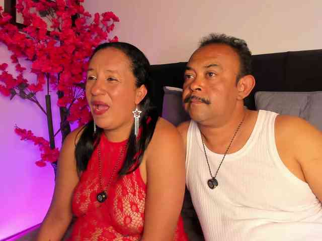 KateAndJohn Sex Cam Show