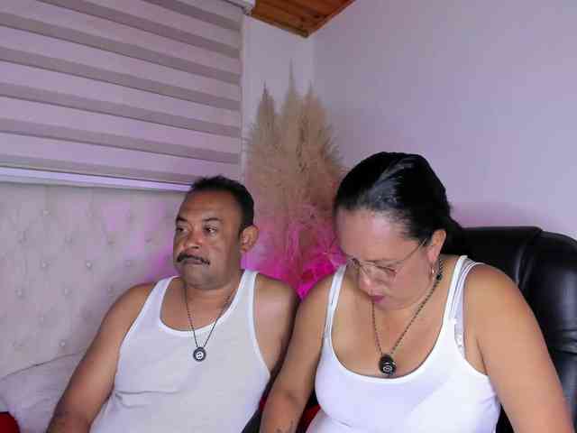 KateAndJohn webcam