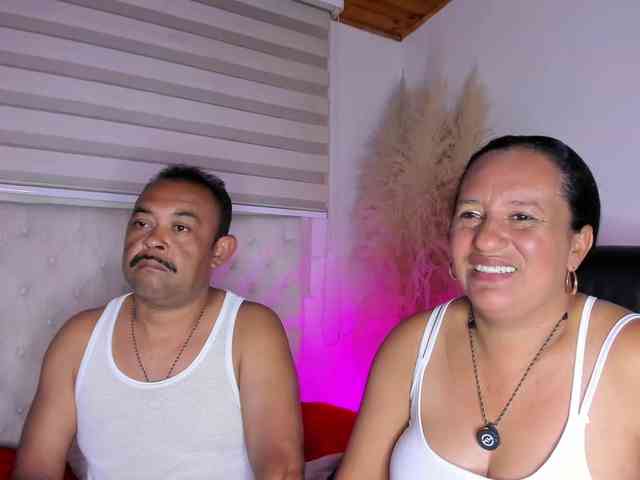 KateAndJohn webcam