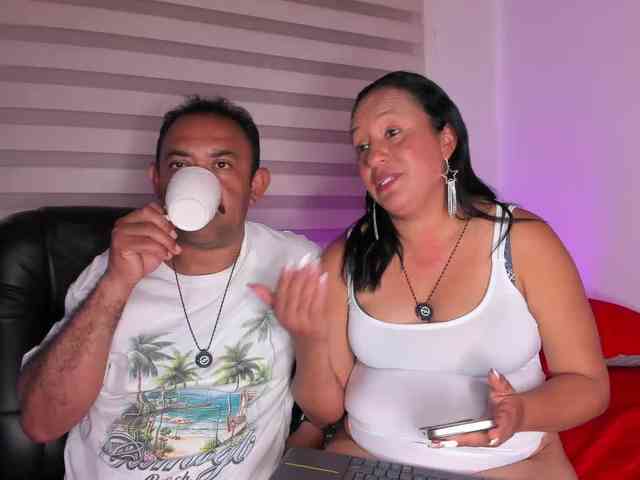 KateAndJohn webcam