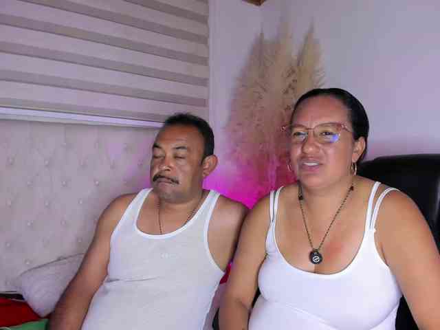KateAndJohn webcam