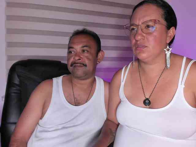 KateAndJohn webcam