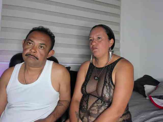 KateAndJohn webcam