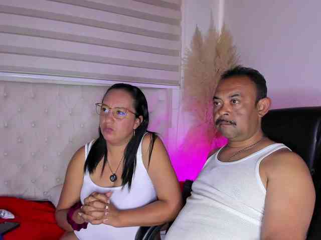 KateAndJohn webcam