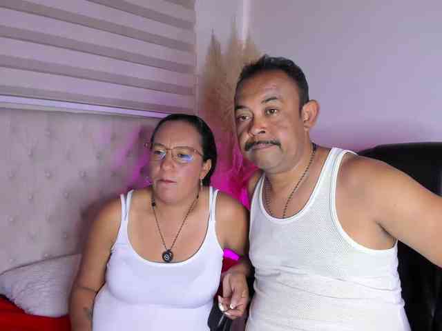 KateAndJohn webcam