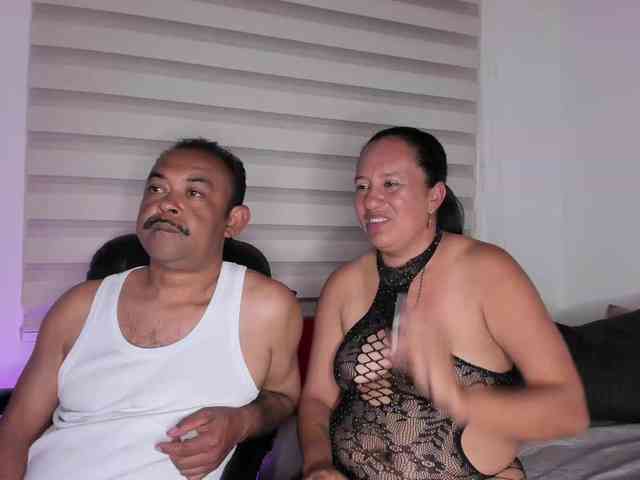 KateAndJohn webcam