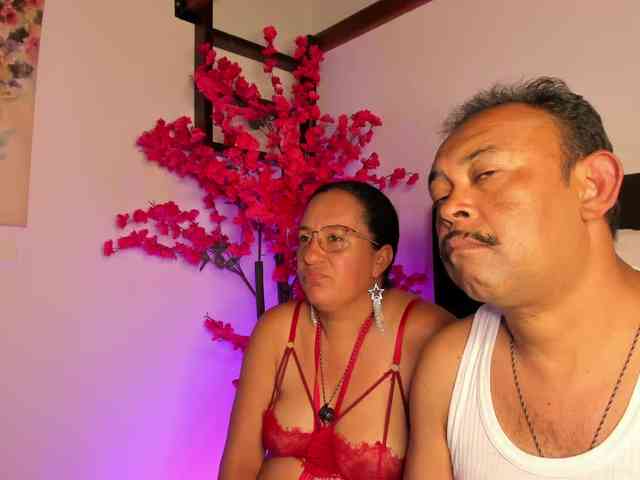 KateAndJohn webcam