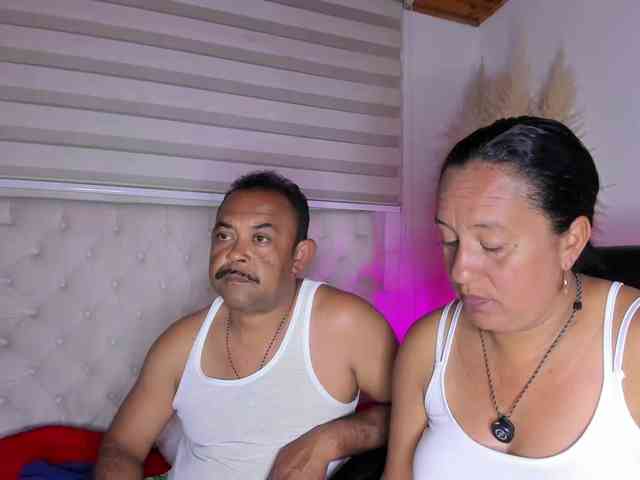 KateAndJohn webcam