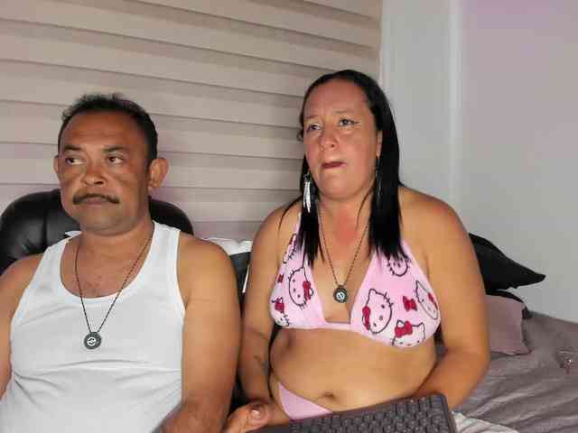 KateAndJohn webcam