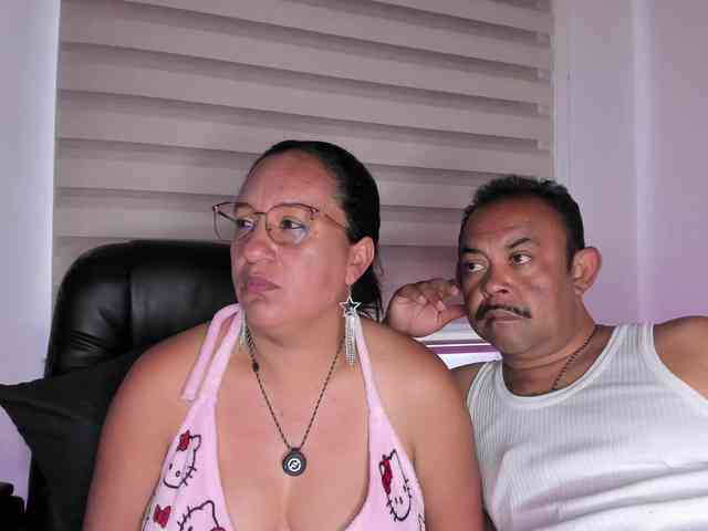 KateAndJohn webcam