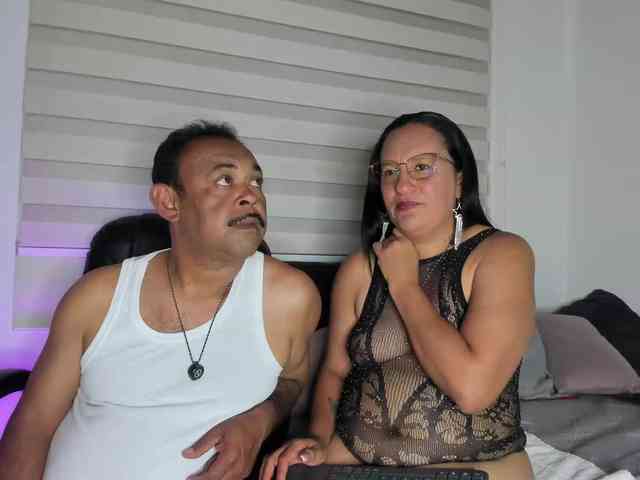 KateAndJohn webcam