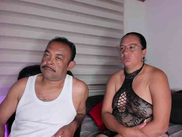 KateAndJohn webcam