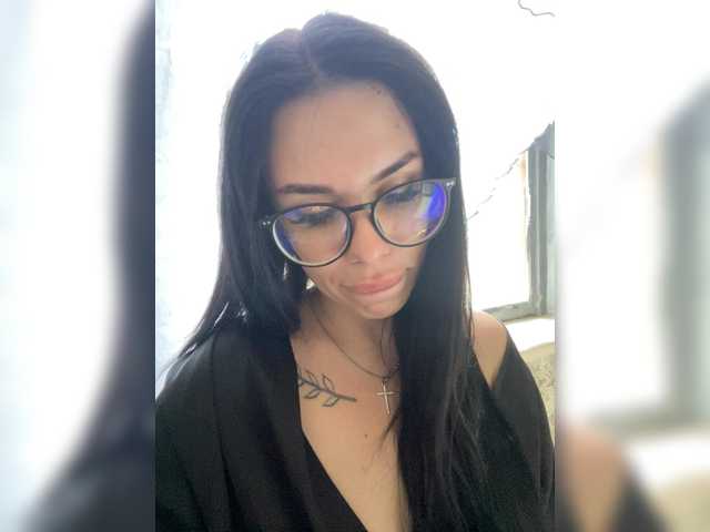 Annetta live cam on UnifiedCams