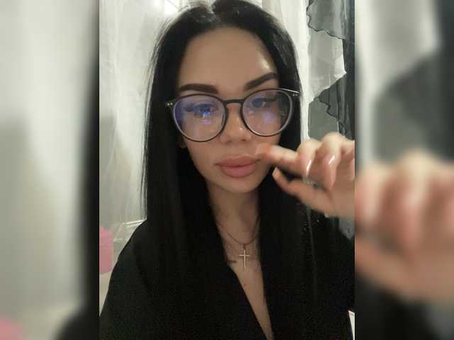 annetta cam belle