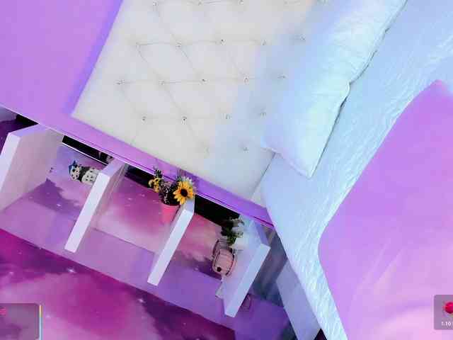 sweetVerooo Live Webcam on BongaCams