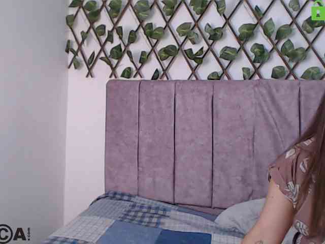Modelo: lia-valkirya