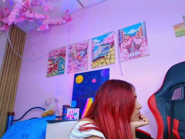 victoria-glow live cam on BongaCams