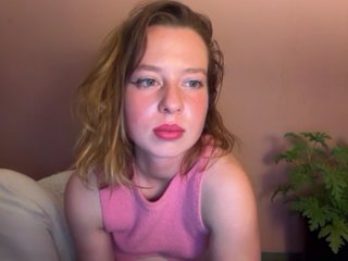 BettyLovely Porn Show