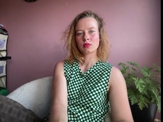 BettyLovely Porn Show
