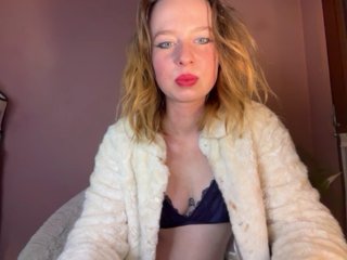 BettyLovely Porn Show