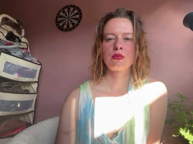 BettyLovely live webcam show