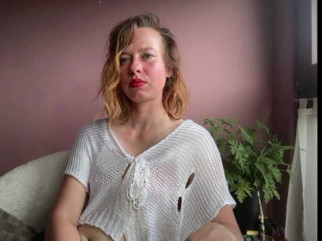 BettyLovely live cam on BongaCams