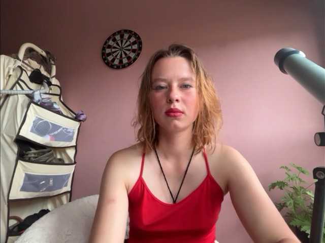 BettyLovely live cam on BongaCams