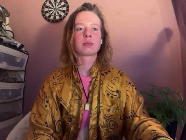 BettyLovely live webcam show