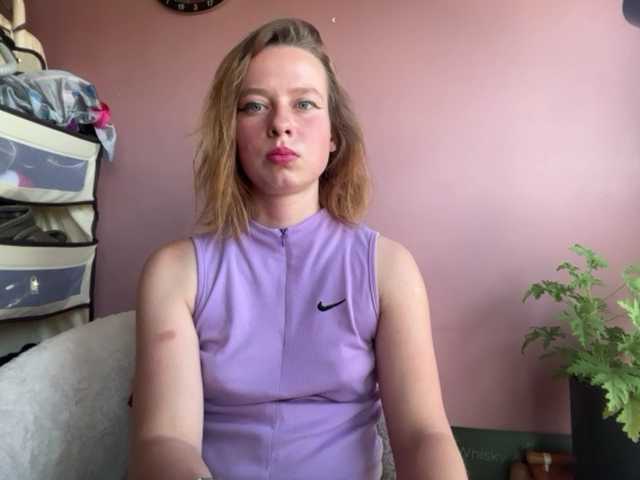 BettyLovely live webcam show
