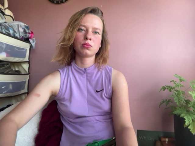 BettyLovely live webcam show
