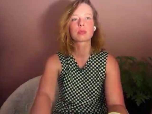 BettyLovely live cam on BongaCams