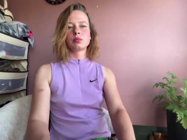 BettyLovely live webcam show