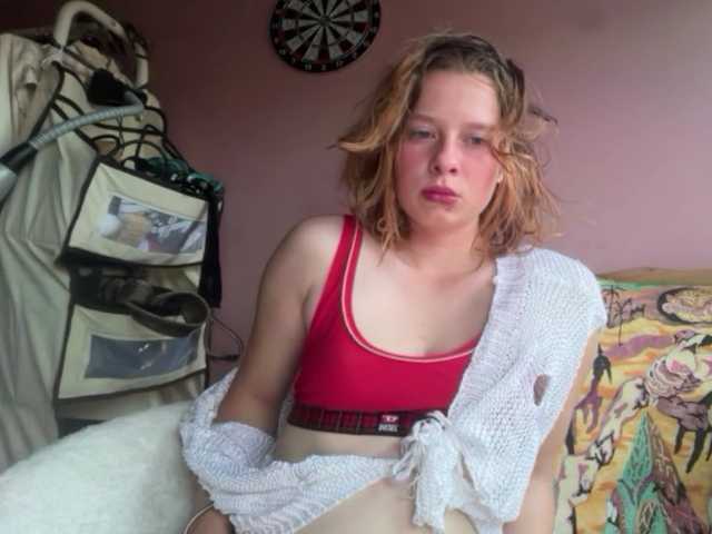 BettyLovely live cam on BongaCams