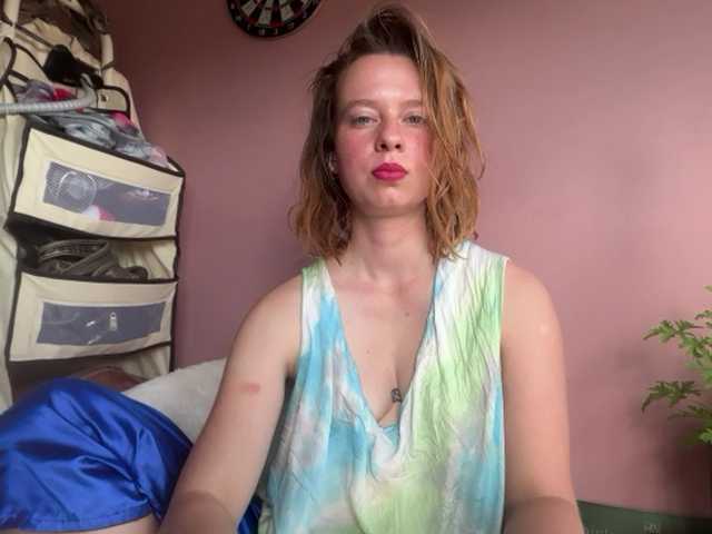 BettyLovely live webcam show