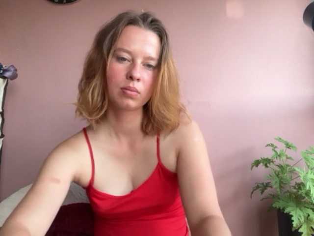 BettyLovely live cam on BongaCams