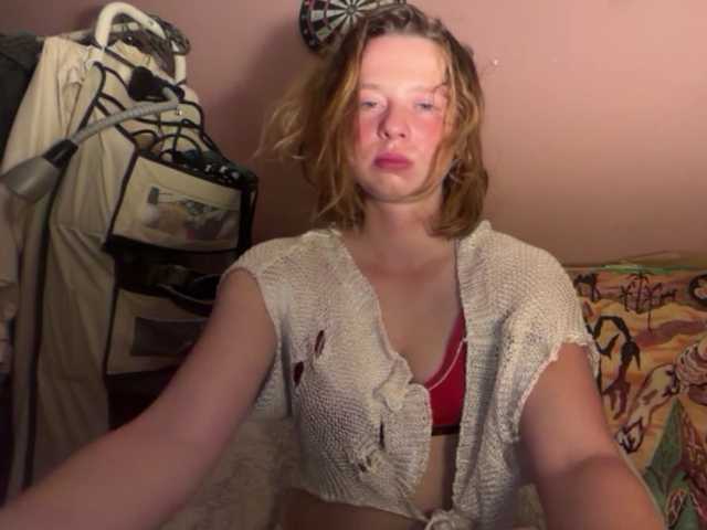 BettyLovely live cam on BongaCams