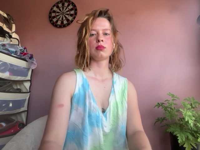 BettyLovely live webcam show