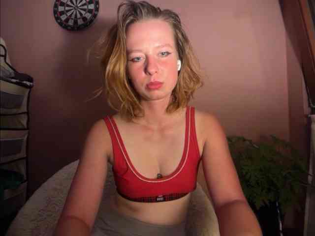 BettyLovely webcam