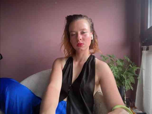 BettyLovely webcam