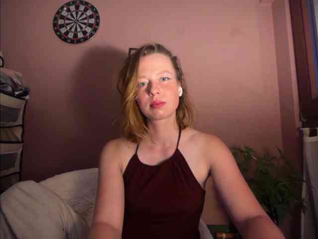 BettyLovely webcam