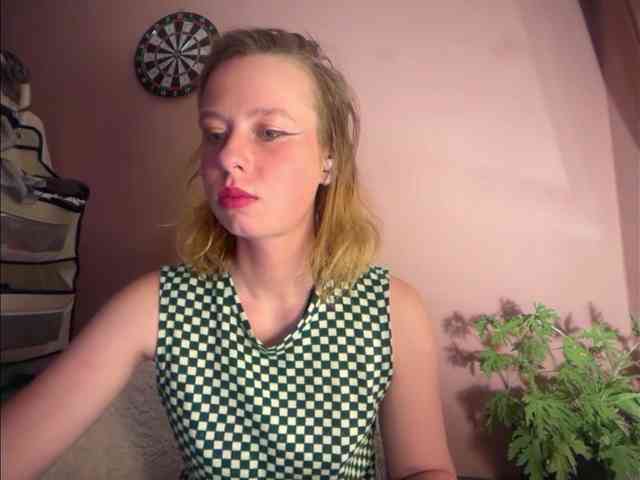 BettyLovely webcam