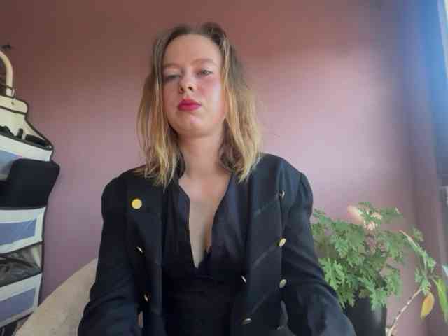 BettyLovely webcam