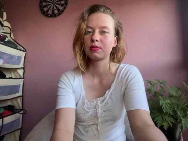 BettyLovely webcam
