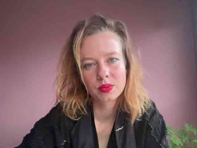 BettyLovely webcam