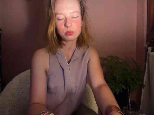 BettyLovely webcam
