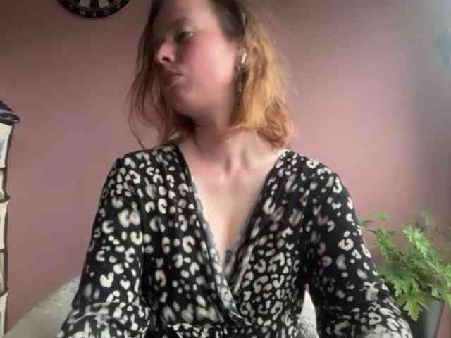 BettyLovely webcam