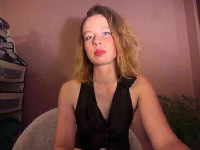 BettyLovely webcam