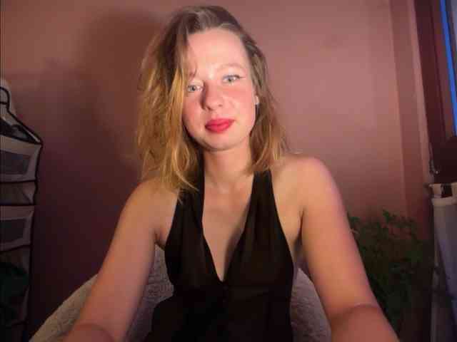 BettyLovely webcam