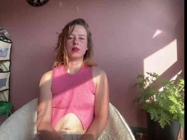 BettyLovely webcam