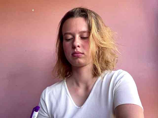 BettyLovely webcam